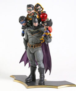 DC Comics Diorama Q-Master Batman: Family 39 cm
