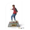 Regreso al Futuro II Estatua 1/10 Art Scale Marty McFly on Hoverboard 22 cm